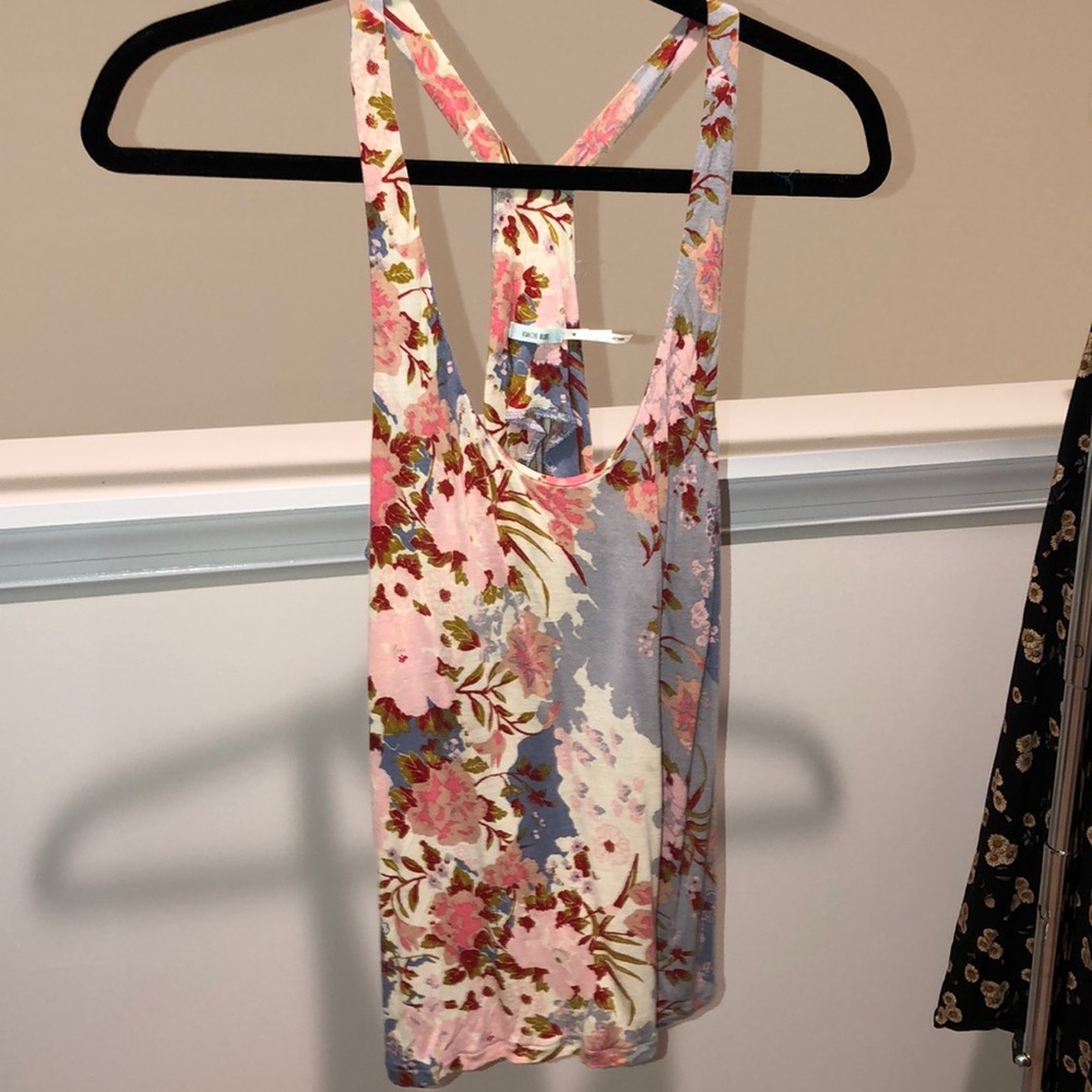 Floral summer top Kimchi Blue